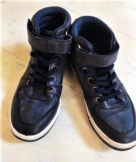 Sneakersy na suché zipsy, 31
