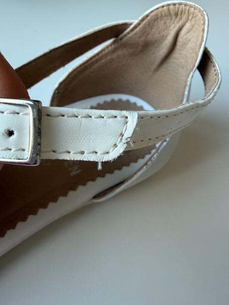 Shapen barefoot sandálky poppy white, veľkosť 40r, 37