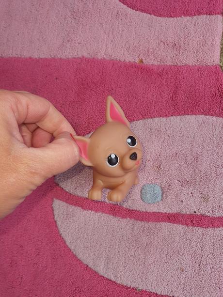 Plastová figúrka aj do vody chivava,