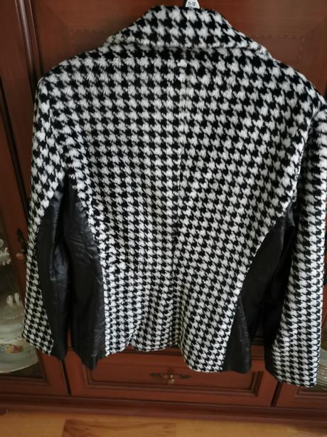 Ľahučky flaušovy kabátik, kombinovaný s kožou, 40