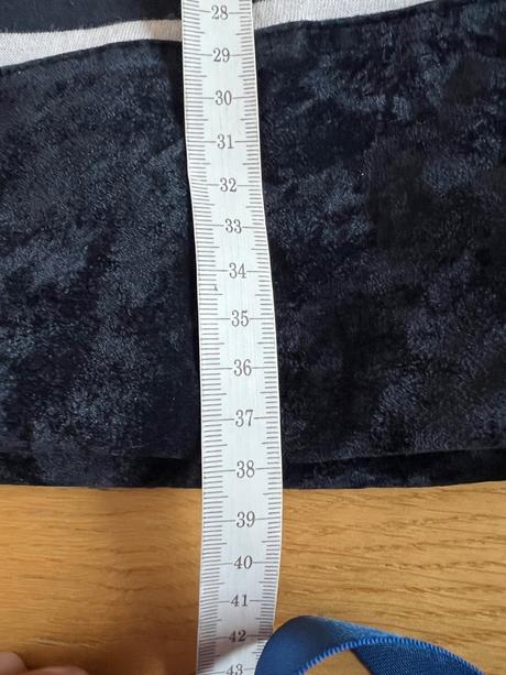 Latkova taska so zipsom, 