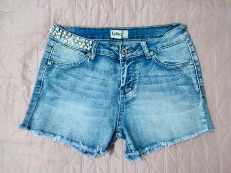 Krásne šortky, 146