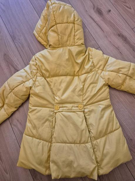 Prechodna krasna bunda 7/9 rokov, benetton,134