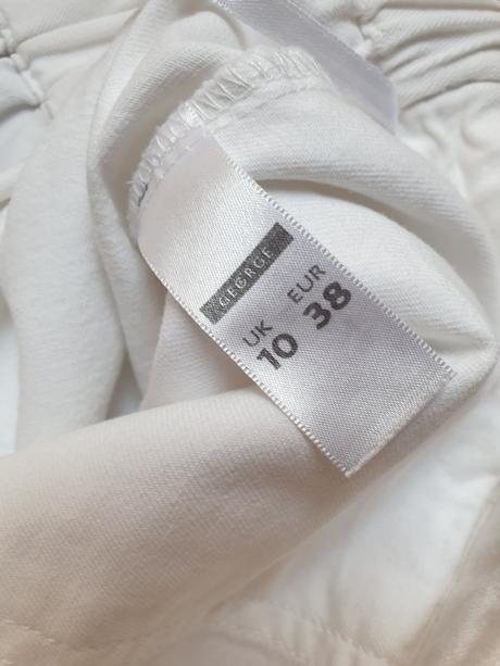 Biele kratase, george,38