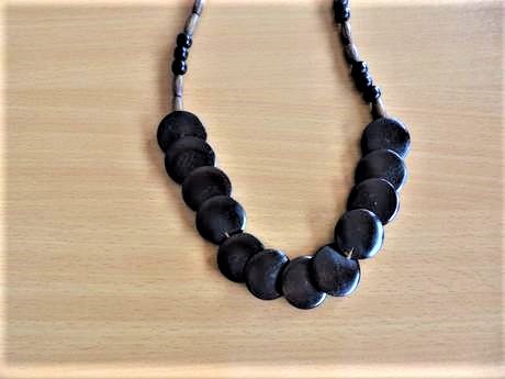 Drevený náhrdelník, 