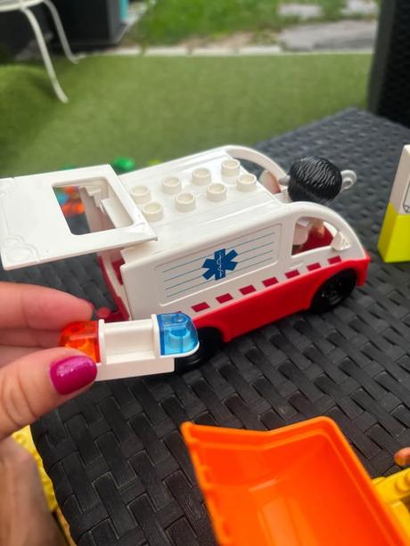 Lego duplo 4 povolania v jednom balíku,