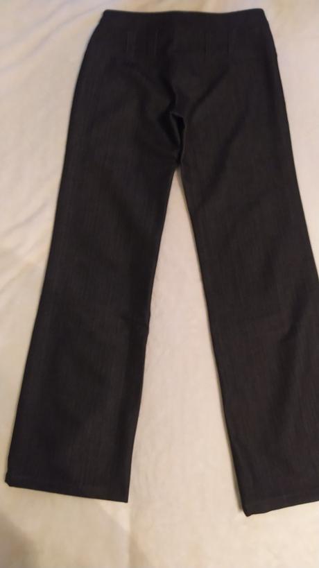 Krasne elegantne nohavice, 36