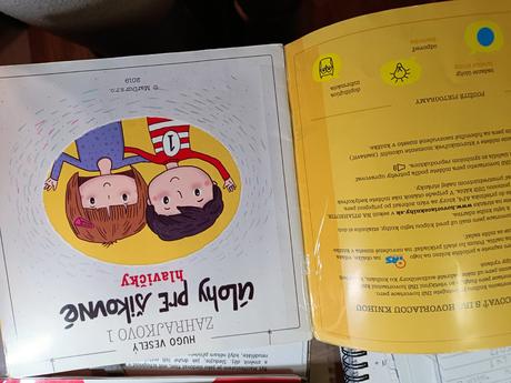 Knihy k hovoriacemu peru, 