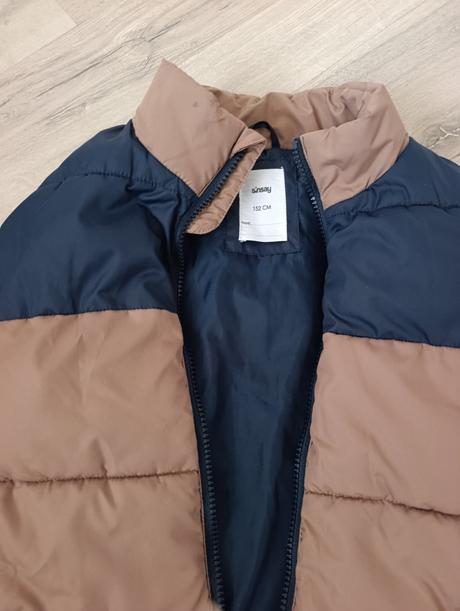 Pekná vesta, sinsay,152