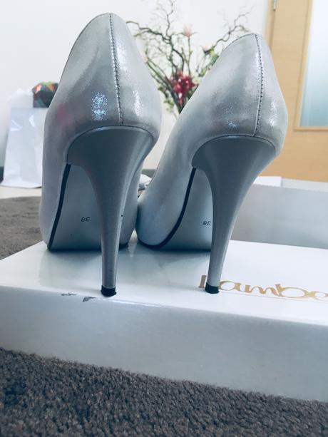 Lodičky massimo poli, 38