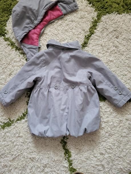 Dievčenský kabátik, 80