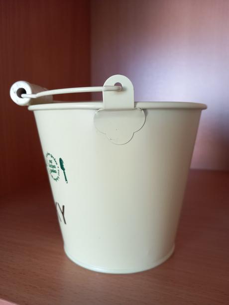 Sada 2ks kovové vedierka, kvetináče,