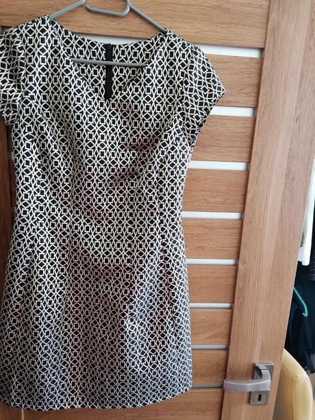 Krásne nenosené šatky, m