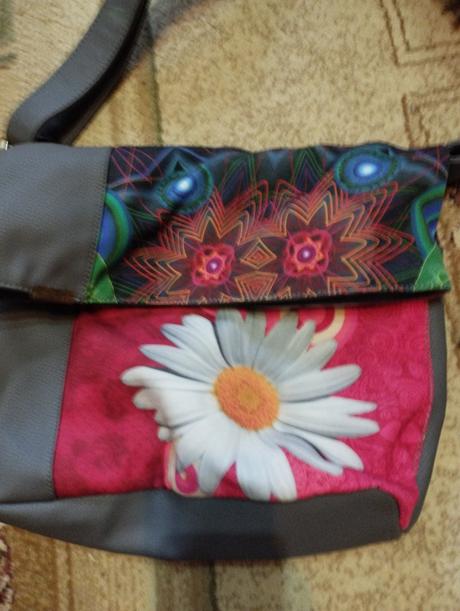 Dámska kabelka, desigual