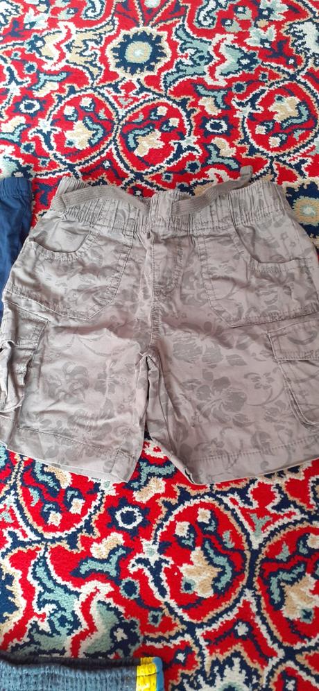 Rôzne kratasy, disney,98