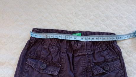 Čierne nohavice, benetton,104