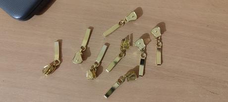 Zlaté bežce zipsy, 