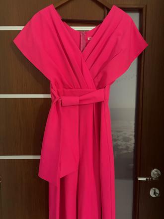 Predám spoločenský overal, 38