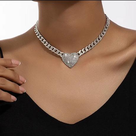 Náhrdelník so srdiečkom, 
