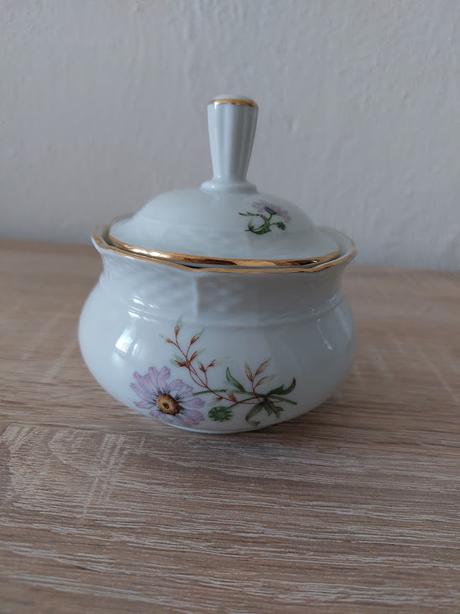 Karlovarsky porcelan - mokka salocky, 