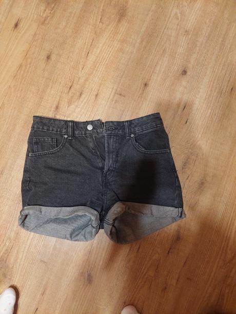 Šortky, sinsay,xs
