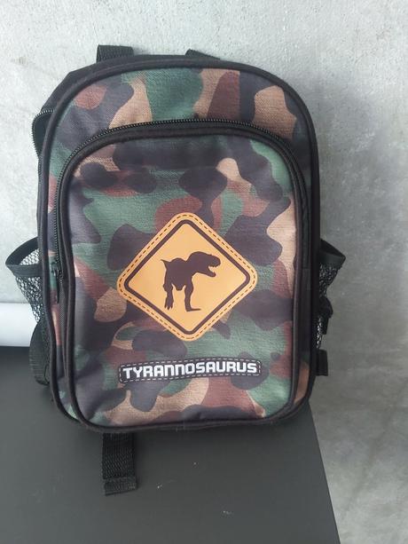 Batoh pre skolkarov, 