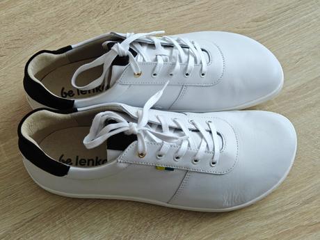 Royale - white & black 46 p138, be lenka,46