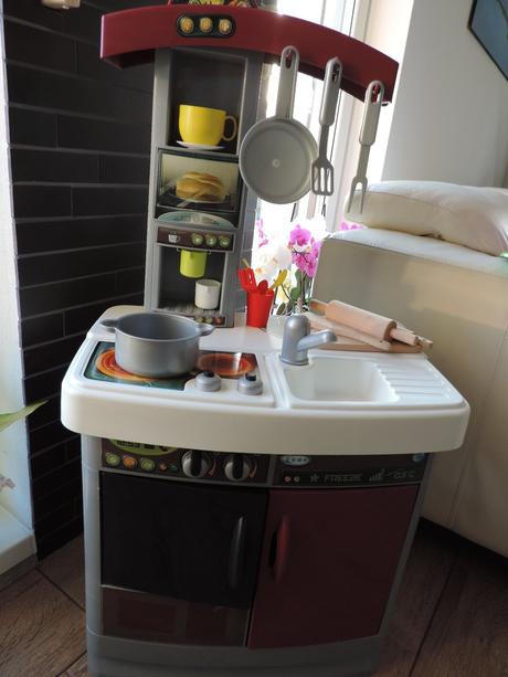 Kuchynka smoby + riady, 