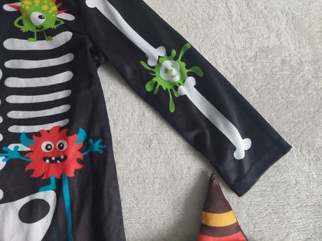 Bacil / strašidlo karnevalový komplet kostým 80-92,