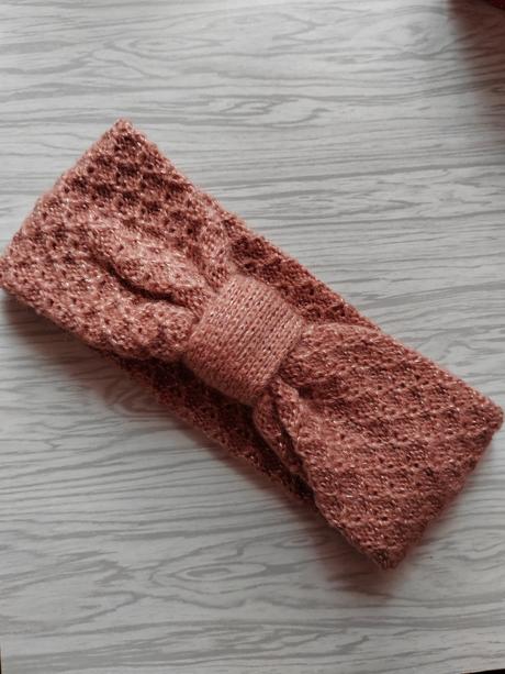 Dámska pletená čelenka, gate