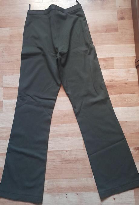 Zvonové nohavice, 158