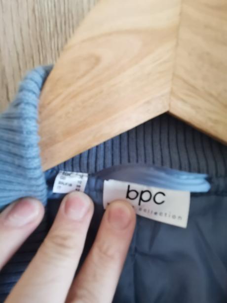 Nosičská bunda, bonprix,38