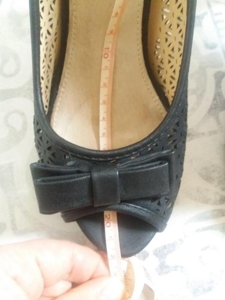 Čierne lodičky s mašličkou, 38