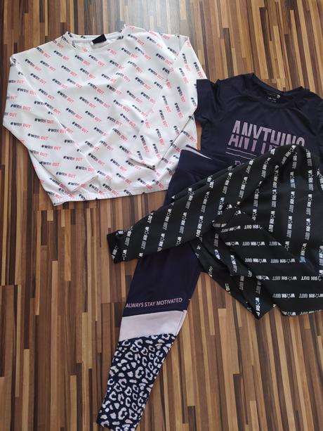 Športové oblečenie, 146