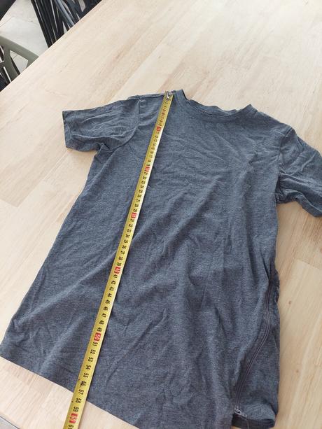 Tričko so zipsom, 134