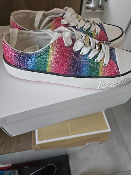 Tenisky nenosene uk3, velkost 35,5, next,35