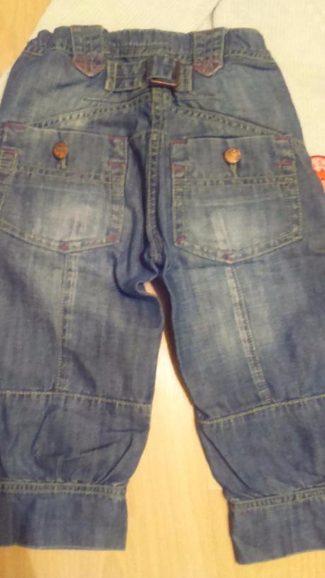 Trištvrťáky a svetrík, reserved,98