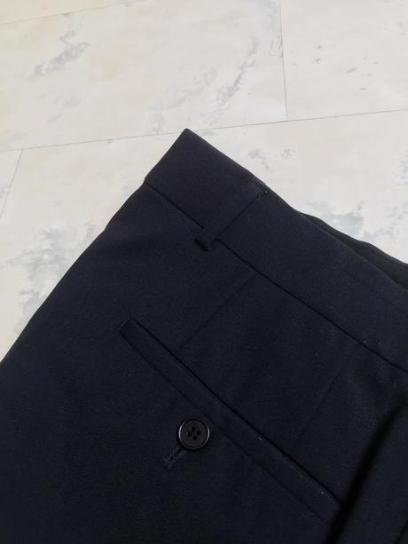 Luxusné tenšie nohavice h.boss, hugo boss,l