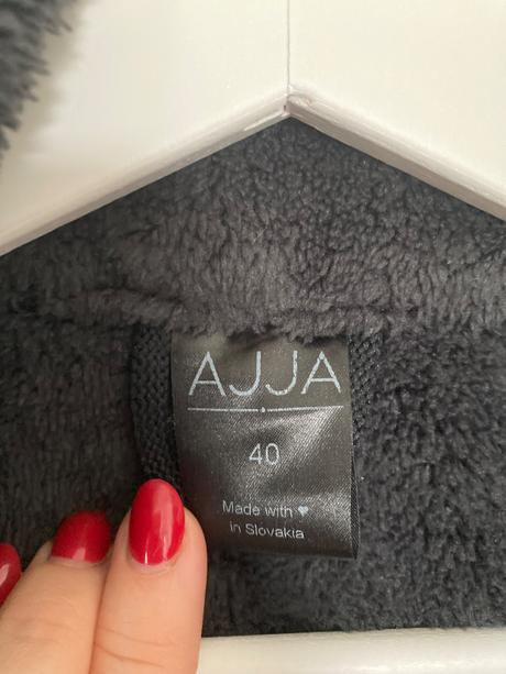 Nosicska bunda softshel slovenska znacka ajja, 40