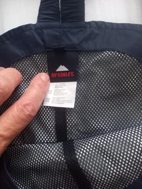 Nohavice do dažďa, mckinley,98