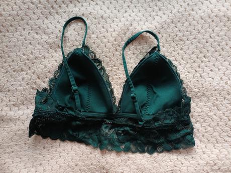 Krásna tmavozelená čipkovaná braletka, primark,l