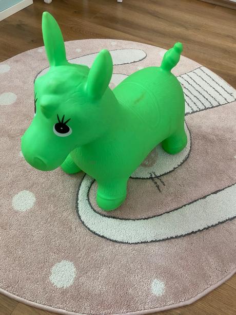 Skákací / nafukovací somárik, 