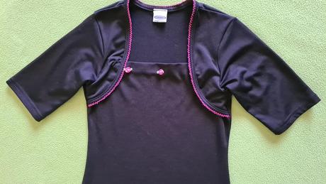 Jednoduché šatičky, 146