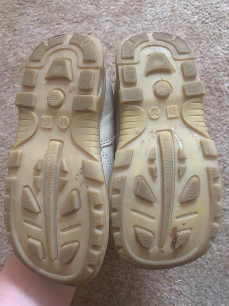 Sandalky, slovobuv,22