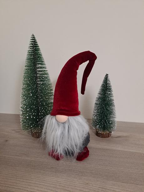 Vianočný škriatok zamat,