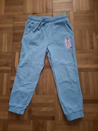 Dievčenské tepláky, 104