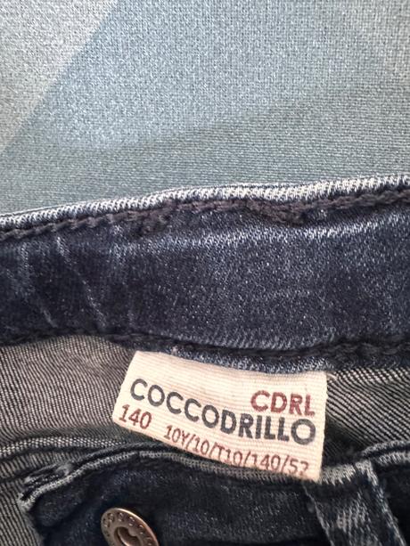 Džínsy, coccodrillo,140