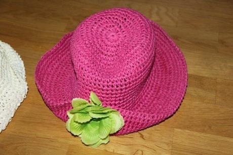 Klobúčik s kvietkom, 128