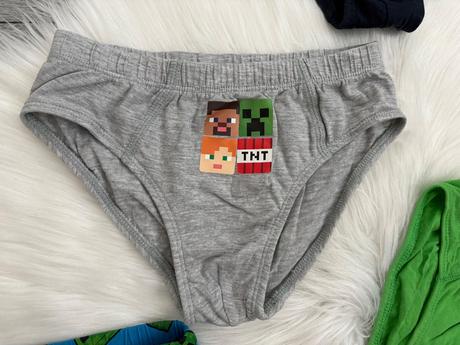 6 kusov minecraft slipiek 122/128, c&a,122