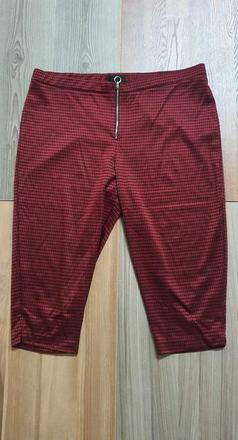 Trojstvrtove nohavice janina, 48